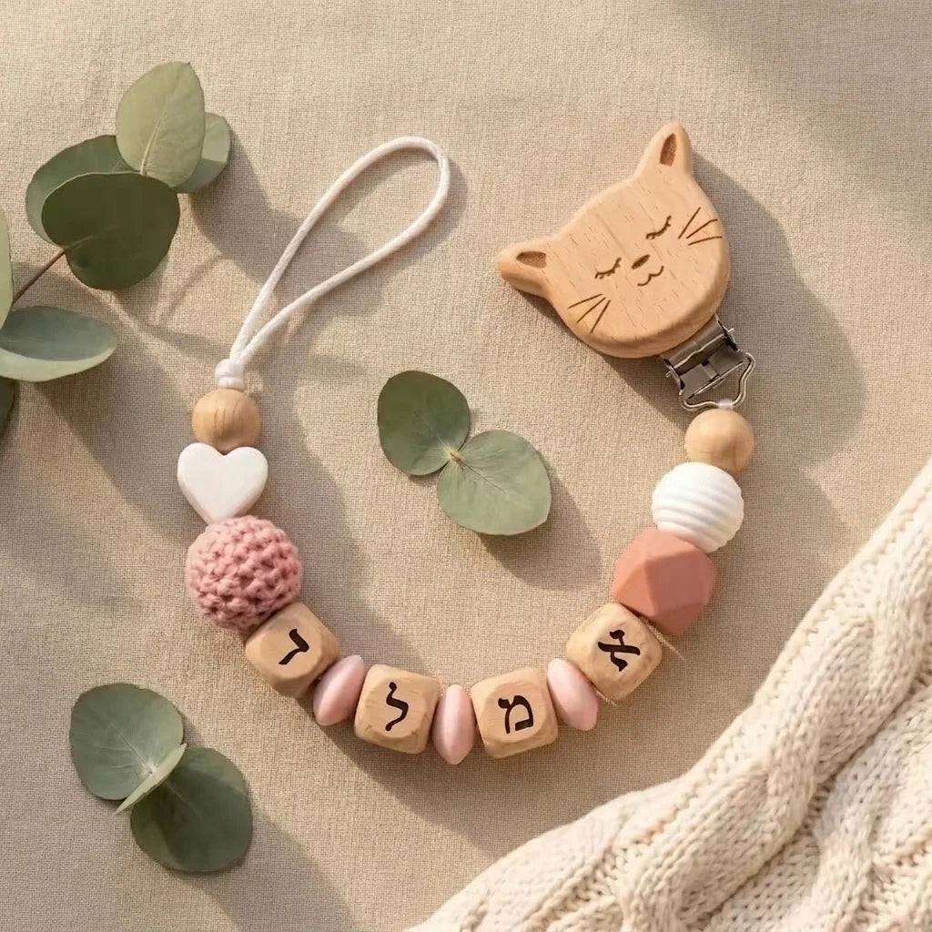 Custom Name Pacifier Clip Hebrew Baby BPA Free Silicone Teether Holder Wooden Beads Dummy Chain Soother Clip Newborn Boys Girls