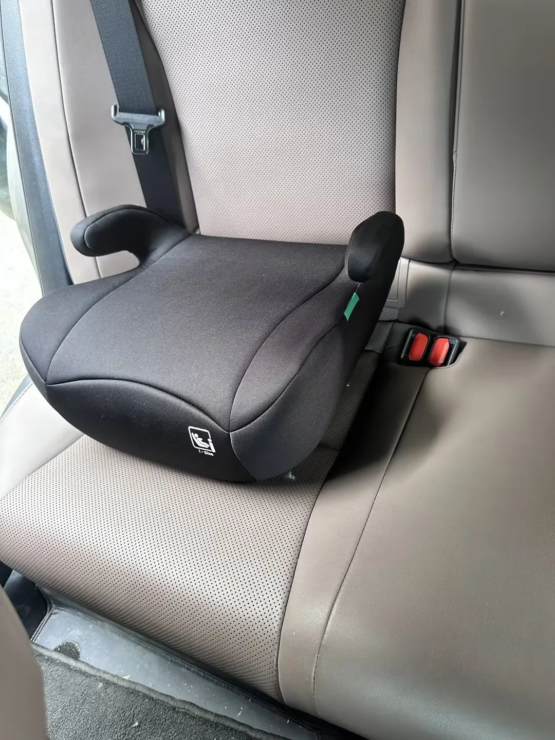 Travel Backless Booster Car Seat, Ergonomic Comfort Kids Car Seat with Reliable Belt Positioning for Daily Use & Road Trips
